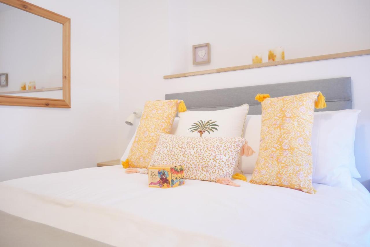 Sunset View, 2 Bedrooms In The Heart Of Holt With Parking 外观 照片